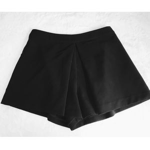 Lush - Black Skort